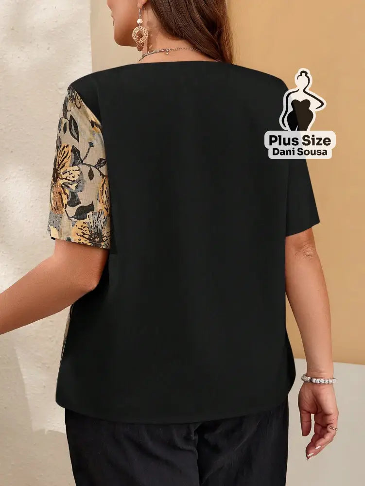 Blusa Assimétrica Com Detalhes Florais Plus Size Blusa Assimétrica Com Detalhes Florais Plus Size