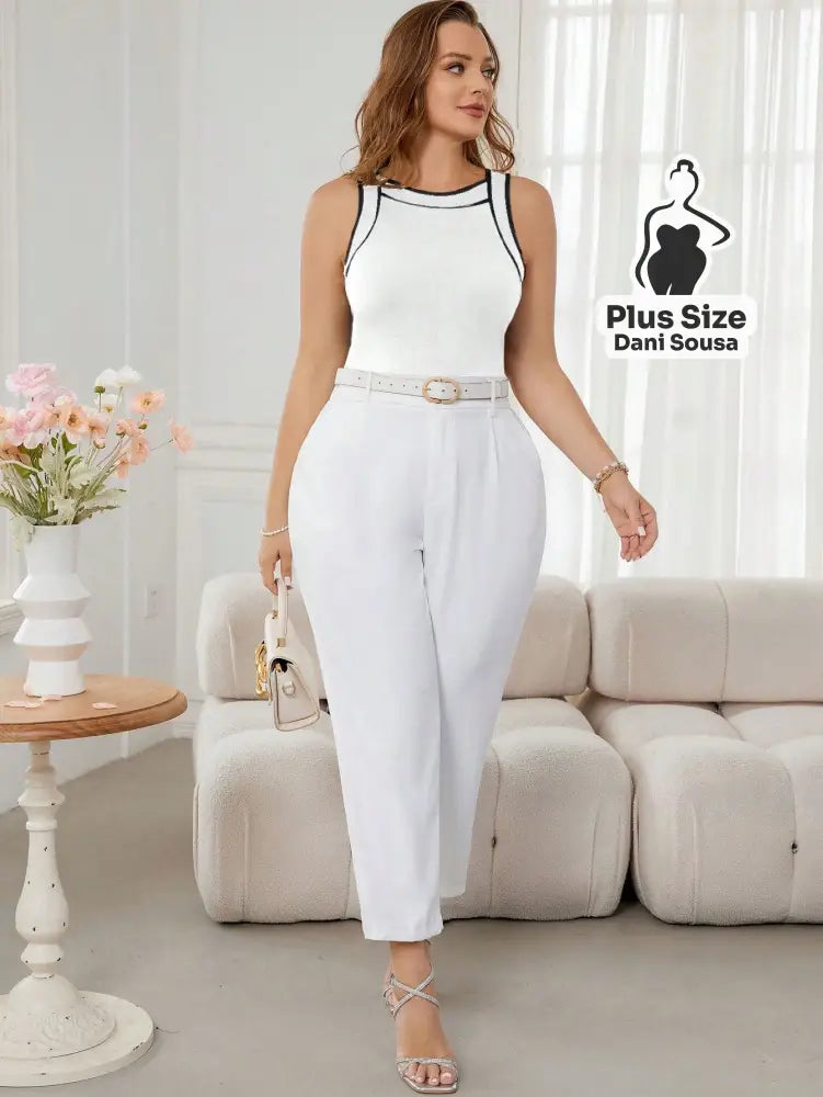 Blusa Canelada com Detalhes em Contraste Plus Size Blusa Canelada com Detalhes em Contraste Plus Size