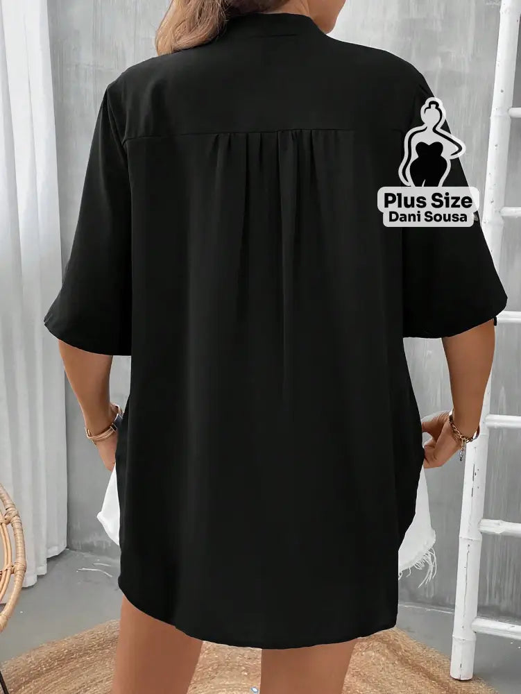 Blusa Casual Com Bolsos E Mangas Curtas Plus Size Blusa Casual Com Bolsos E Mangas Curtas Plus SizeBlusa Casual Com