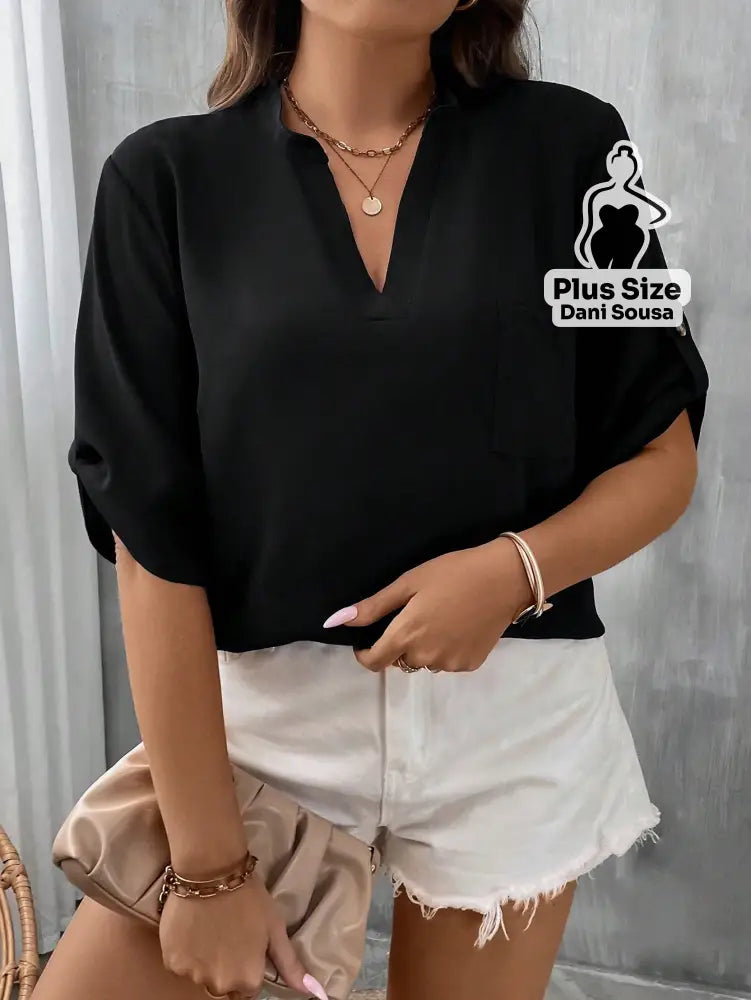 Blusa Casual Com Bolsos E Mangas Curtas Plus Size Blusa Casual Com Bolsos E Mangas Curtas Plus SizeBlusa Casual Com