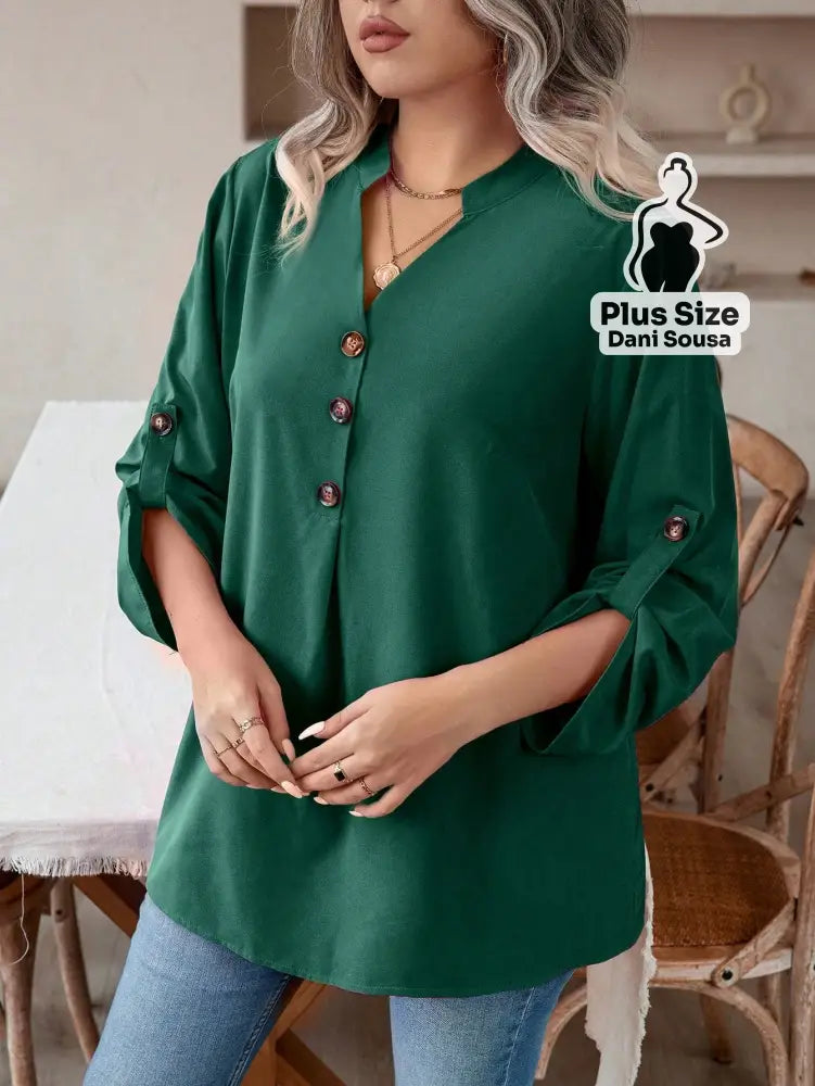 Blusa Casual com Botões e Manga 3/4 Ajustável Plus Size Camisa 2 em 1 com Recorte Elegante e Manga Longa Plus Size