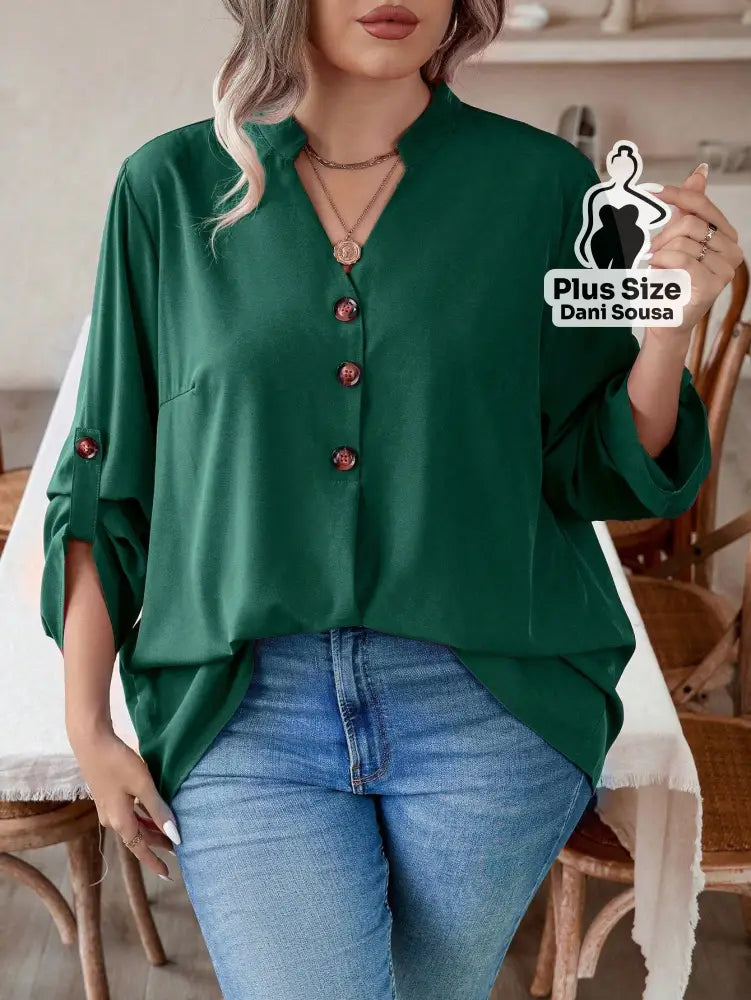 Blusa Casual com Botões e Manga 3/4 Ajustável Plus Size Camisa 2 em 1 com Recorte Elegante e Manga Longa Plus Size