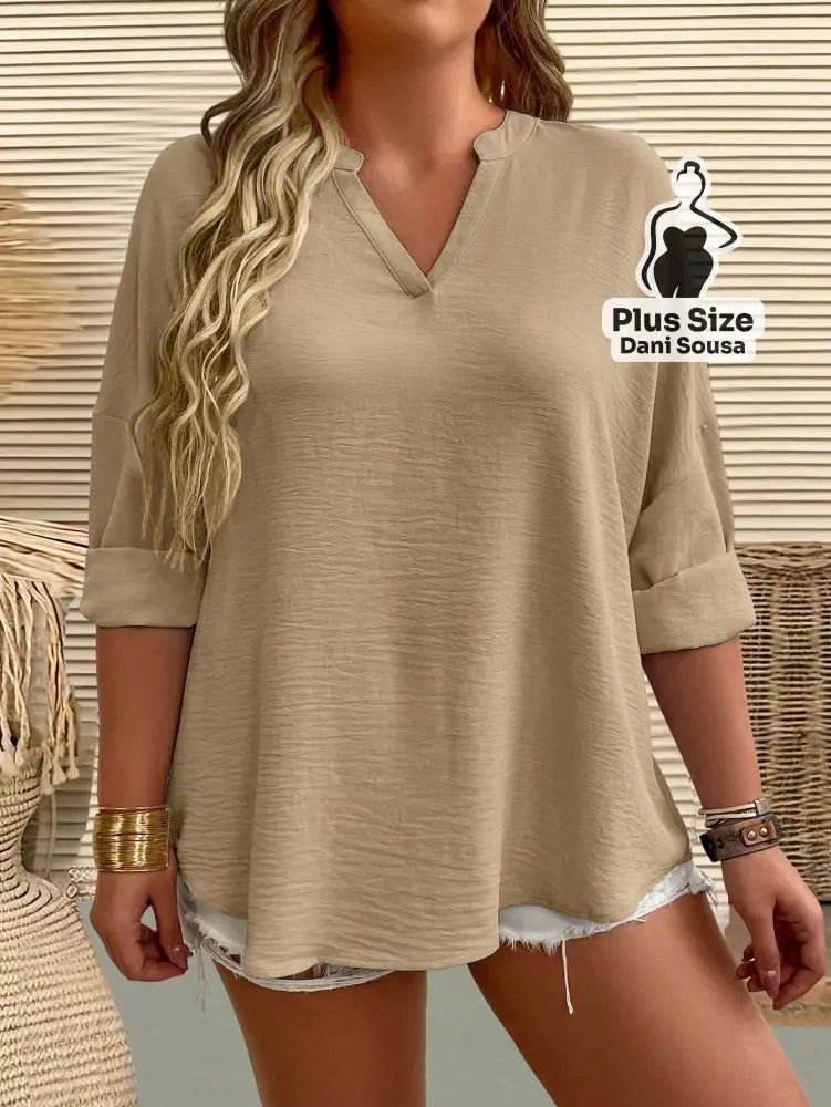 Blusa Casual de Manga Longa e Tecido Leve Plus Size Blusa Casual de Manga Longa e Tecido Leve Plus Size