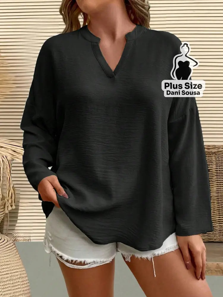 Blusa Casual de Manga Longa e Tecido Leve Plus Size Blusa Casual de Manga Longa e Tecido Leve Plus Size