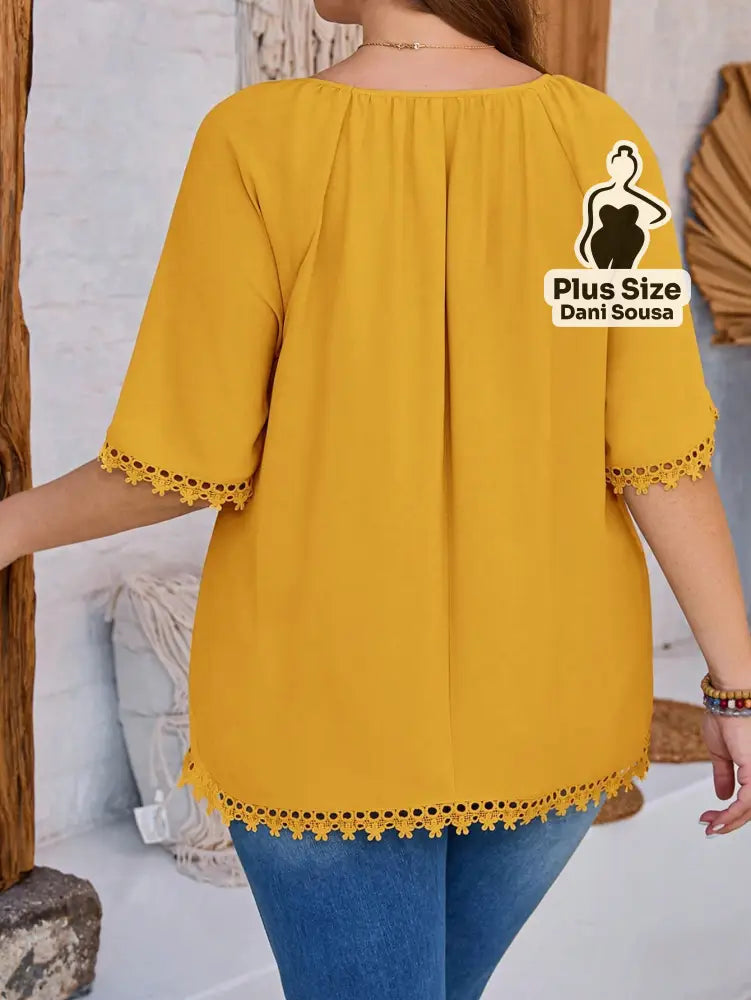 Blusa Com Barra Trabalhada Em Detalhe Plus Size Blusa Com Barra Trabalhada Em Detalhe Plus Size