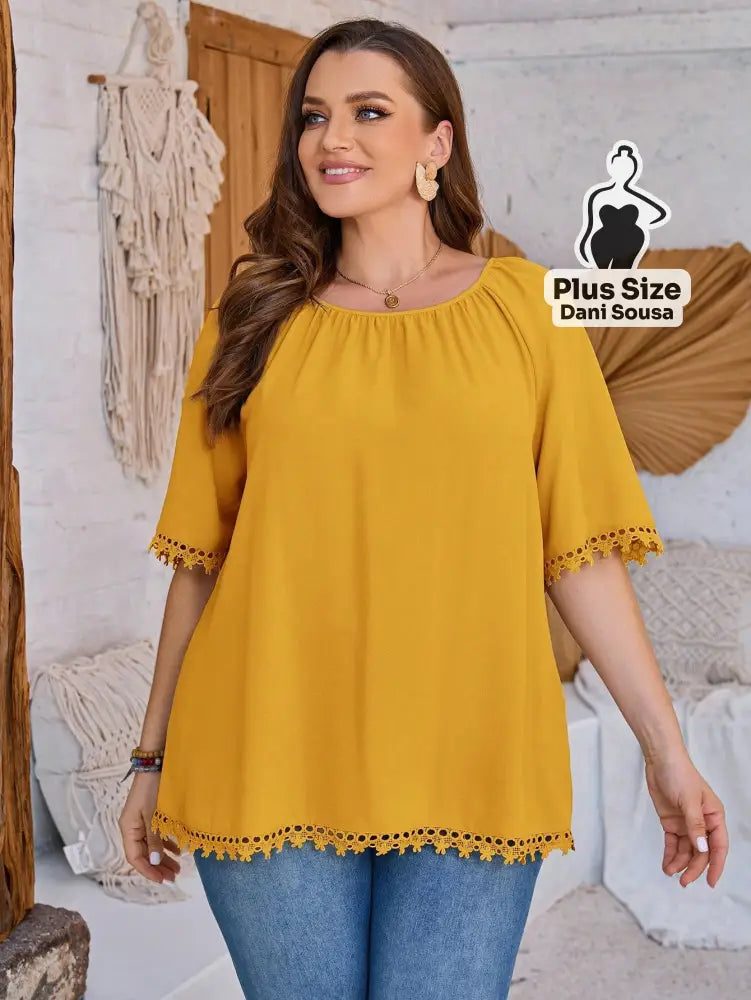 Blusa Com Barra Trabalhada Em Detalhe Plus Size Blusa Com Barra Trabalhada Em Detalhe Plus Size