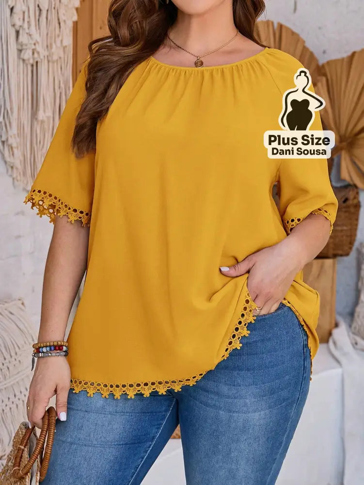 Blusa Com Barra Trabalhada Em Detalhe Plus Size Amarelo / G Blusa Com Barra Trabalhada Em Detalhe Plus Size