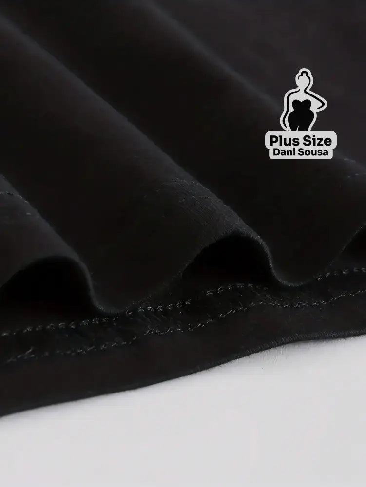 Blusa Com Estampa de Olho Místico Plus Size Blusa Com Estampa de Olho Místico Plus Size