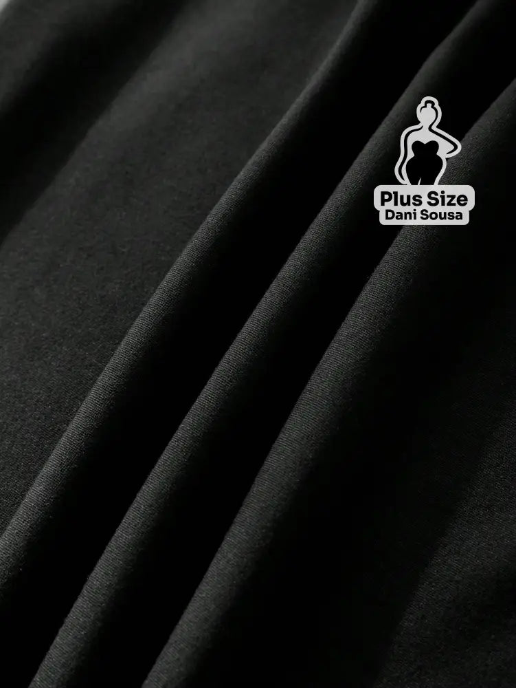 Blusa Com Estampa de Olho Místico Plus Size Blusa Com Estampa de Olho Místico Plus Size