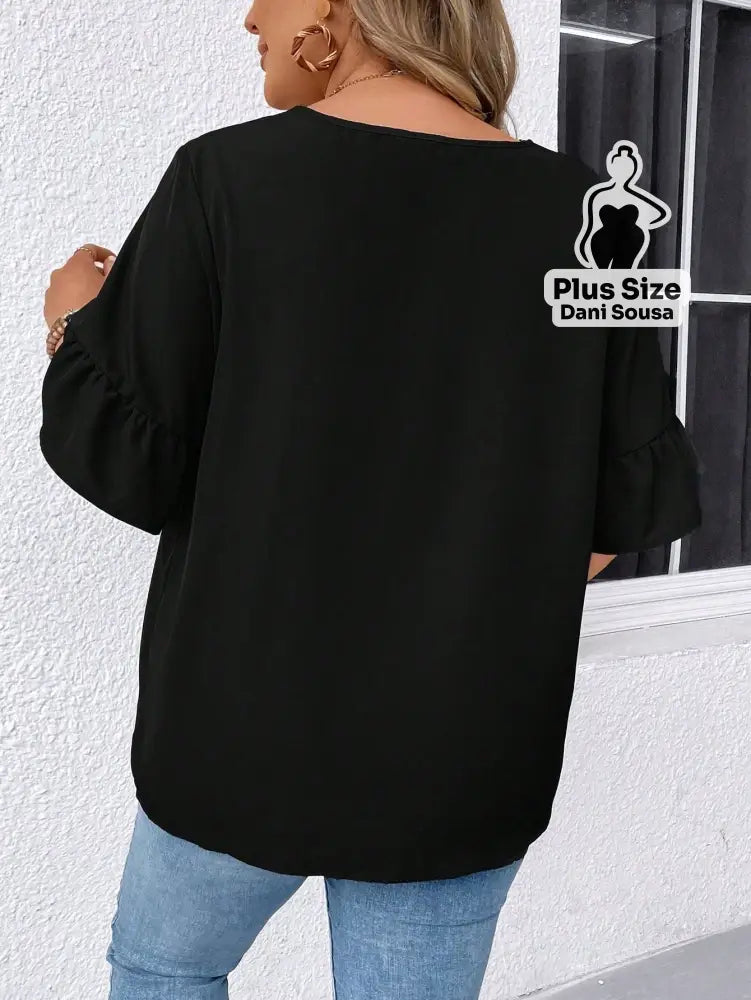 Blusa Com Manga 3/4 e Babado Plus size Blusa Com Manga 3/4 e Babado Plus size