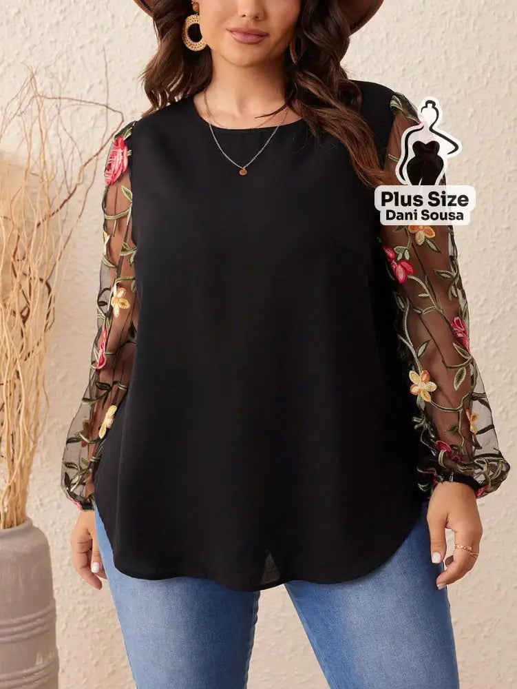 Blusa Com Mangas Florais Em Tule Bordado Plus Size Blusa Com Mangas Florais Em Tule Bordado Plus Size