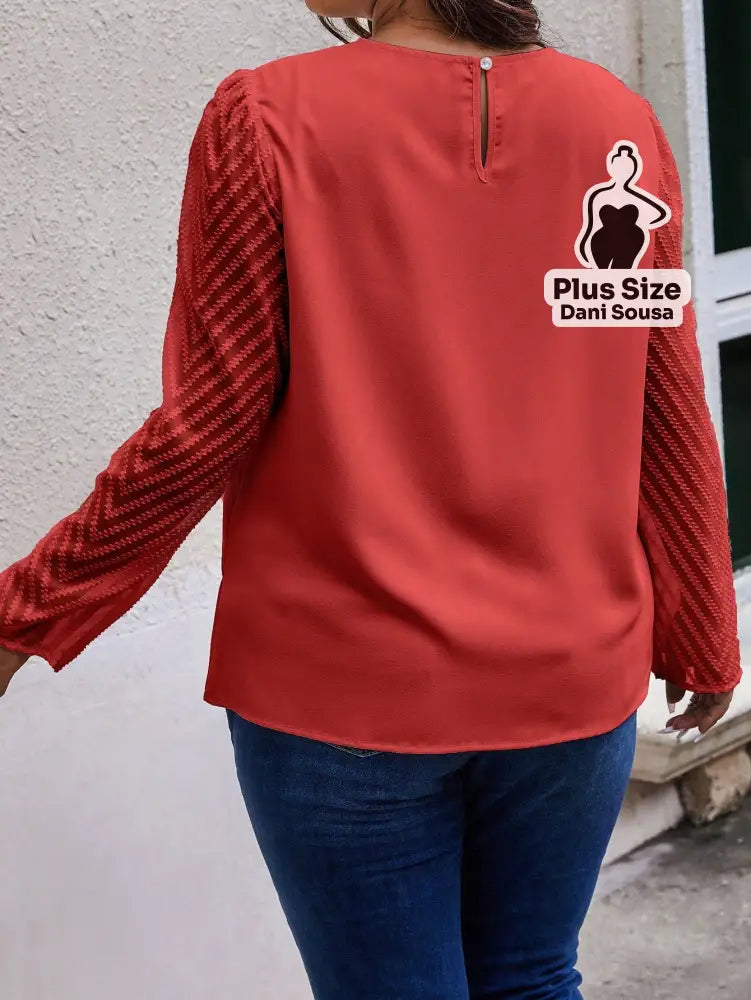 Blusa Com Pregas e Manga Texturizada Plus Size Blusa Com Pregas e Manga Texturizada Plus Size