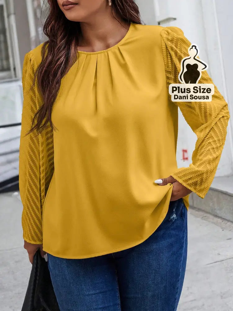 Blusa Com Pregas e Manga Texturizada Plus Size Blusa Com Pregas e Manga Texturizada Plus Size