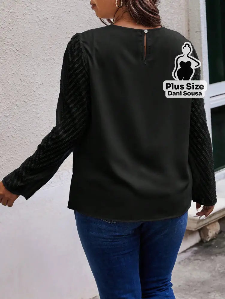 Blusa Com Pregas e Manga Texturizada Plus Size Blusa Com Pregas e Manga Texturizada Plus Size