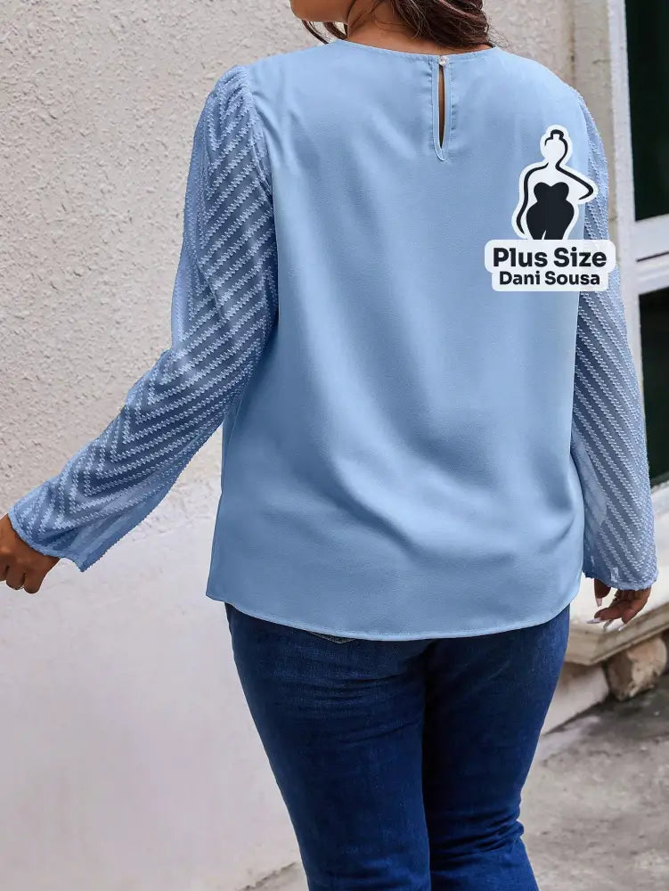 Blusa Com Pregas e Manga Texturizada Plus Size Blusa Com Pregas e Manga Texturizada Plus Size