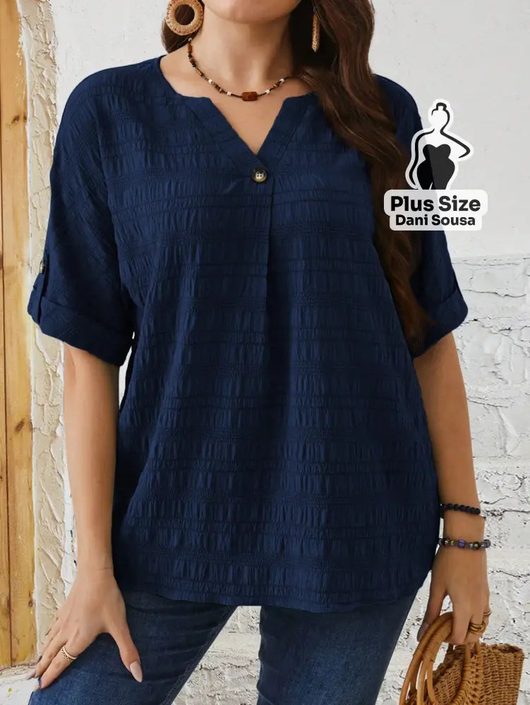 Blusa Elegante Com Botão Frontal Plus Size Blusa Elegante Com Botão Frontal Plus Size