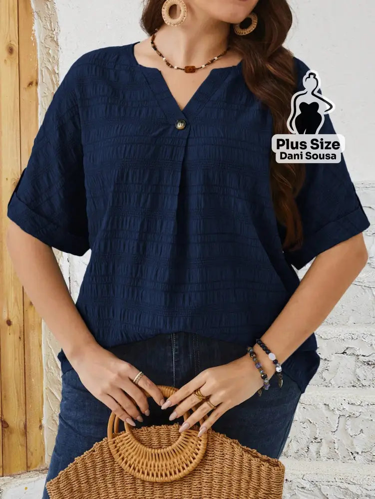 Blusa Elegante Com Botão Frontal Plus Size Blusa Elegante Com Botão Frontal Plus Size