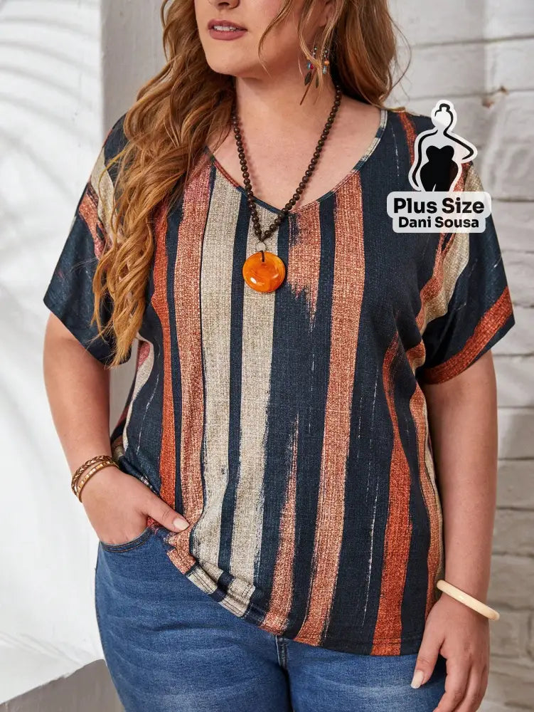 Blusa Elegante De Linhas Verticais Com Decote V Plus Size Estampa 1 / G Blusa Elegante De Linhas Verticais Com Decote V