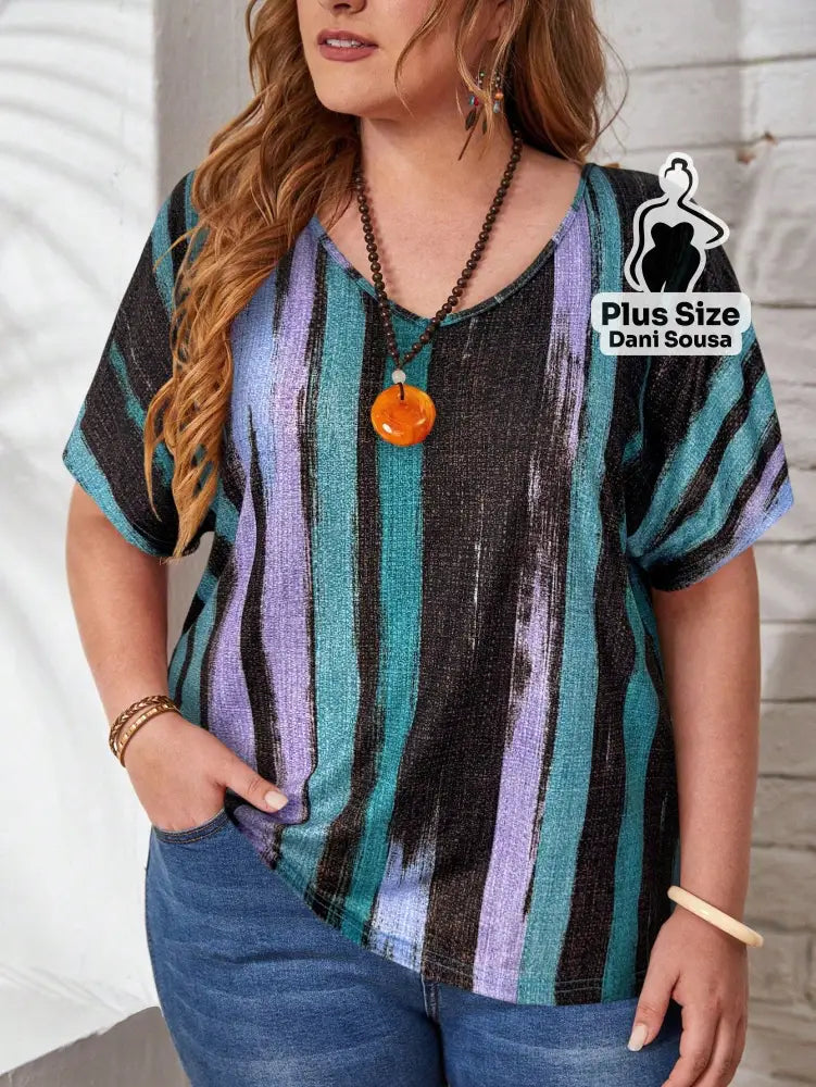 Blusa Elegante De Linhas Verticais Com Decote V Plus Size Estampa 3 / G Blusa Elegante De Linhas Verticais Com Decote V