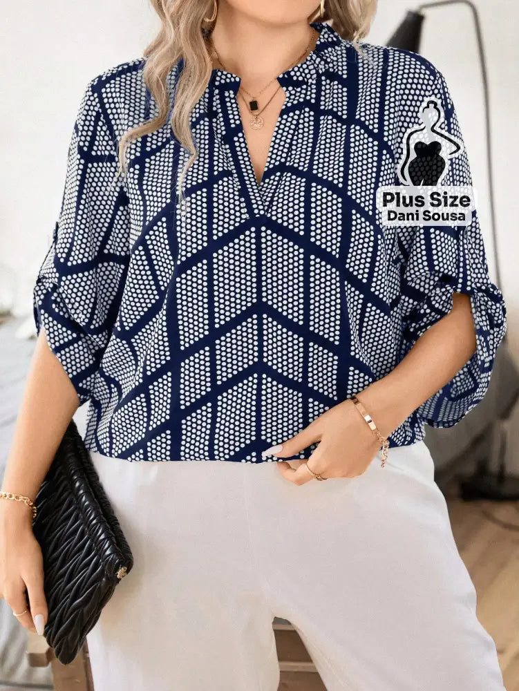 Blusa Elegante Estampada Com Detalhes Modernos Plus Size Blusa Elegante Estampada Com Detalhes Modernos Plus Size