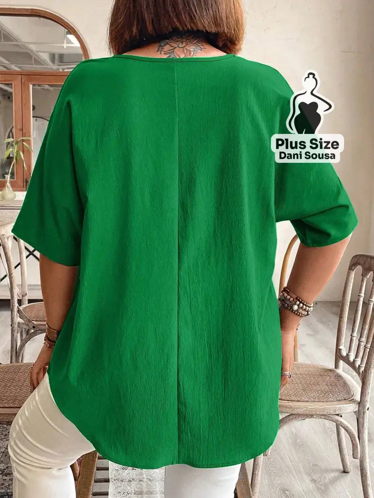 Blusa Estilo Casual Com Detalhe De Camadas Plus Size Blusa Estilo Casual Com Detalhe De Camadas Plus Size