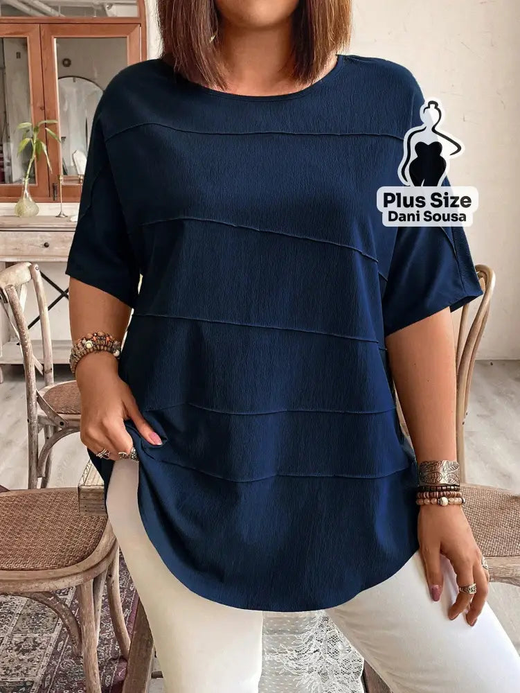 Blusa Estilo Casual Com Detalhe De Camadas Plus Size Blusa Estilo Casual Com Detalhe De Camadas Plus Size