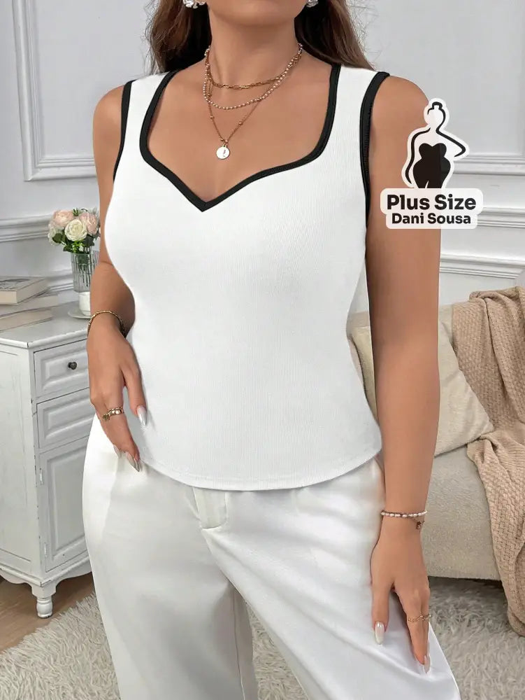 Blusa Regata com Acabamento Contrastante Plus Size Blusa Regata com Acabamento Contrastante Plus Size