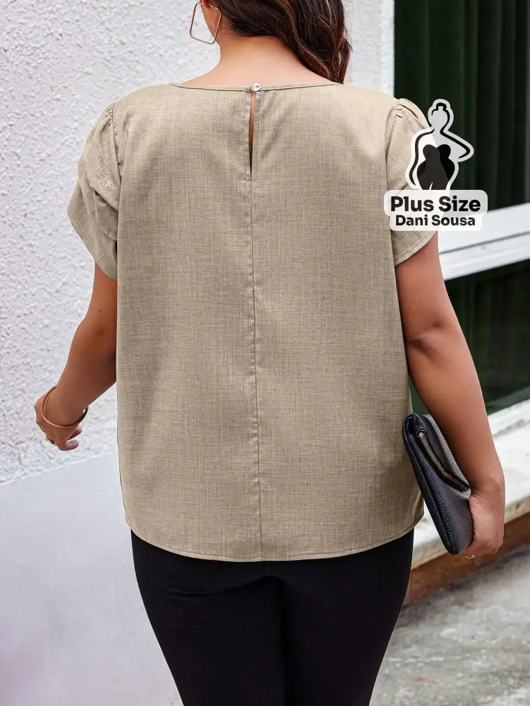 Blusa Texturizada Com Mangas Franzidas Plus Size Blusa Texturizada Com Mangas Franzidas Plus Size