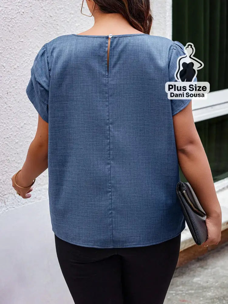 Blusa Texturizada Com Mangas Franzidas Plus Size Blusa Texturizada Com Mangas Franzidas Plus Size