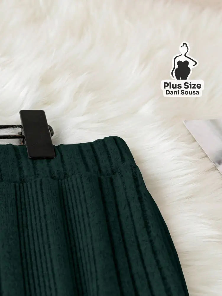 Calça Canelada Pantalona Confortável Plus Size Calça Canelada Pantalona Confortável Plus Size