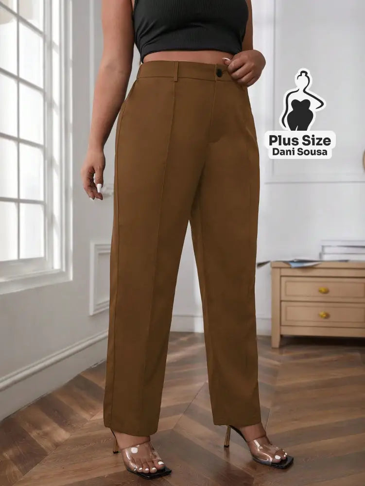 Calça de Alfaiataria Reta Com Cintura Alta Plus Size Calça de Alfaiataria Reta Com Cintura Alta Plus Size