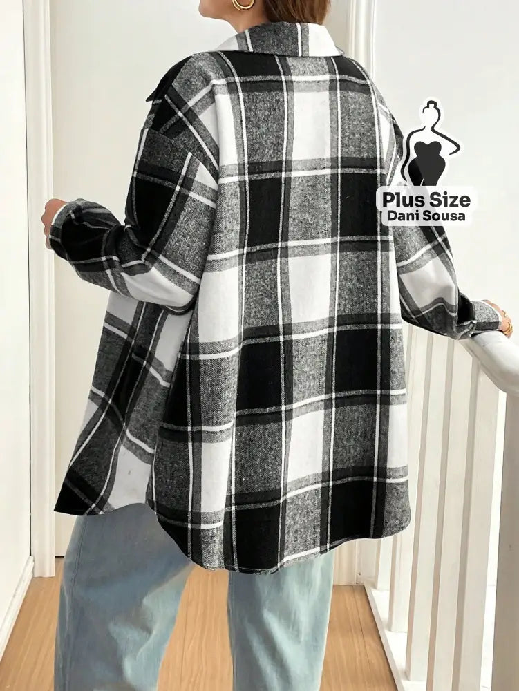 Camisa Oversized Xadrez Com Bolsos Plus Size Camisa Oversized Xadrez Com Bolsos Plus Size
