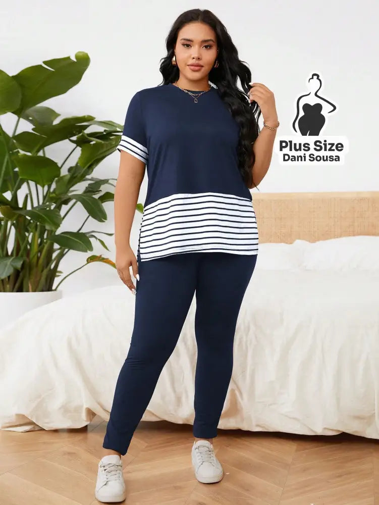 Conjunto Casual Com Detalhe de Listras Plus Size Conjunto Casual Com Detalhe de Listras Plus Size