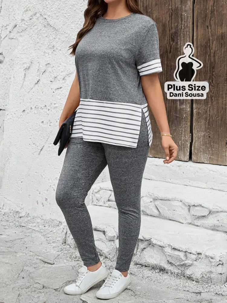 Conjunto Casual Com Detalhe de Listras Plus Size Conjunto Casual Com Detalhe de Listras Plus Size