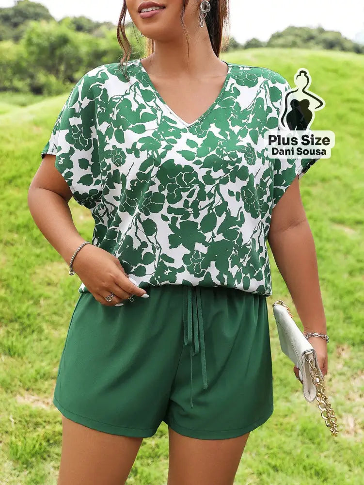 Conjunto Casual De Blusa Solta E Short Estampado Plus Size Conjunto Casual De Blusa Solta E Short Estampado Plus Size