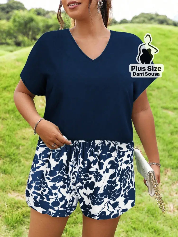 Conjunto Casual De Blusa Solta E Short Estampado Plus Size Conjunto Casual De Blusa Solta E Short Estampado Plus Size