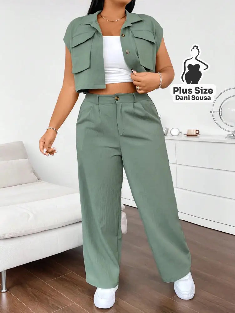 Conjunto Com Colete e Calça Pantalona Plus Size Conjunto Com Colete e Calça Pantalona Plus Size