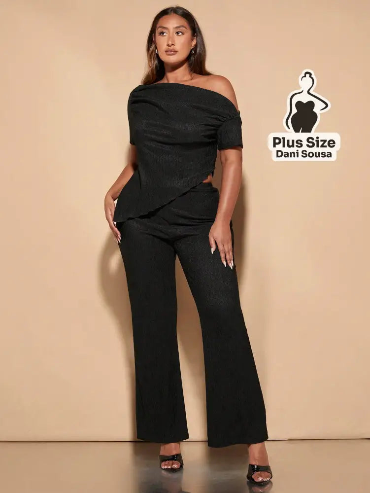 Conjunto de Festa Elegante com Ombro Assimétrico Plus Size Conjunto de Festa Elegante com Ombro Assimétrico Plus Size
