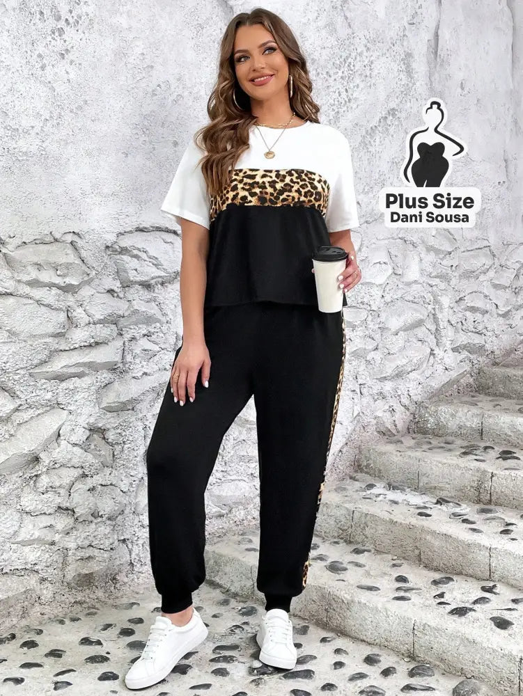 Conjunto Esportivo Com Detalhes Animal Print Plus Size Conjunto Esportivo Com Detalhes Animal Print Plus Size