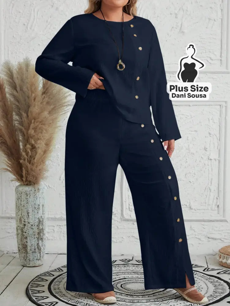 Conjunto Feminino de Blusa e Calça Com Detalhes de Botões Plus Size Azul Marinho / G Conjunto Feminino de Blusa e Calça