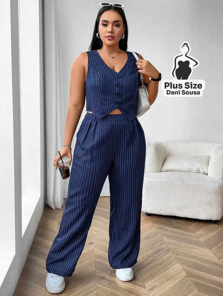 Conjunto Feminino Listrado com Colete e Calça Pantalona Plus Size Conjunto Feminino Listrado com Colete e Calça