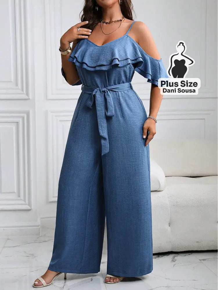 Macacão Com Babados E Cinto Plus Size Macacão Com Babados E Cinto Plus Size