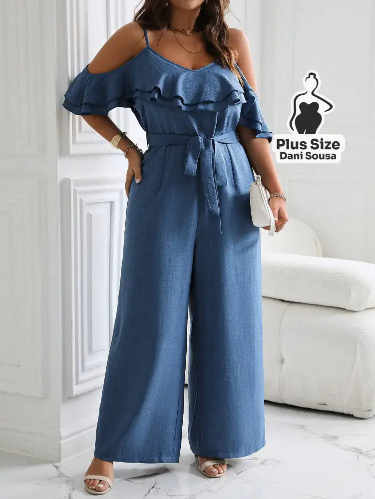 Macacão Com Babados E Cinto Plus Size Macacão Com Babados E Cinto Plus Size