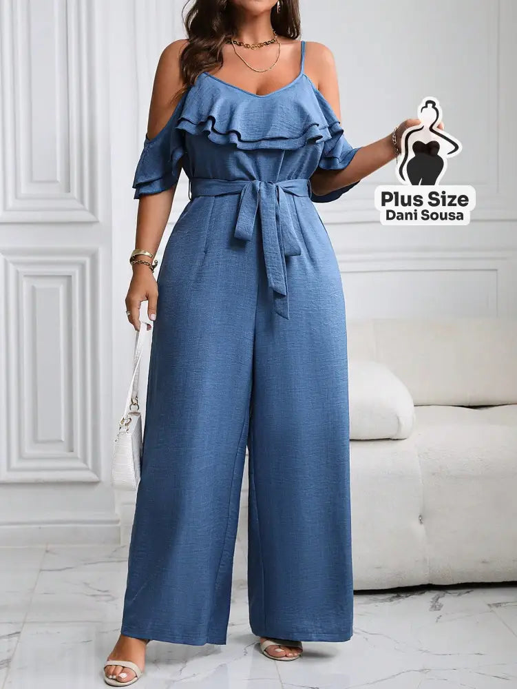 Macacão Com Babados E Cinto Plus Size Macacão Com Babados E Cinto Plus Size