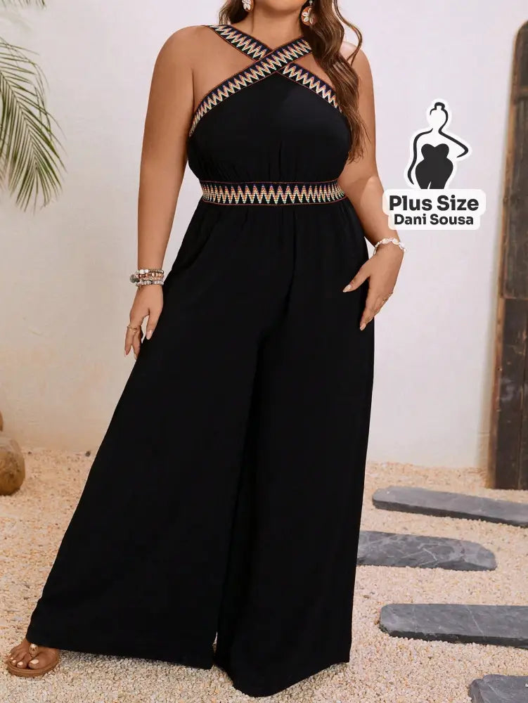 Macacão Com Detalhes Trançados Plus Size Macacão Com Detalhes Trançados Plus Size