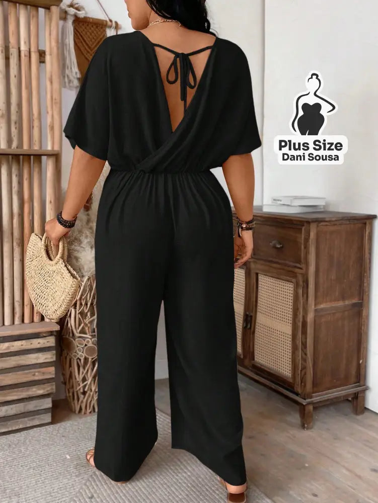 Macacão Elegante Com Mangas Ampla Plus Size Macacão Elegante Com Mangas Ampla Plus Size