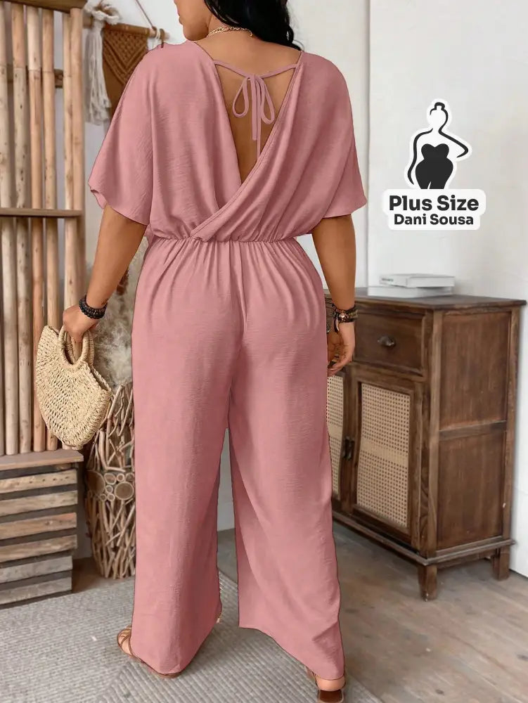 Macacão Elegante Com Mangas Ampla Plus Size Macacão Elegante Com Mangas Ampla Plus Size