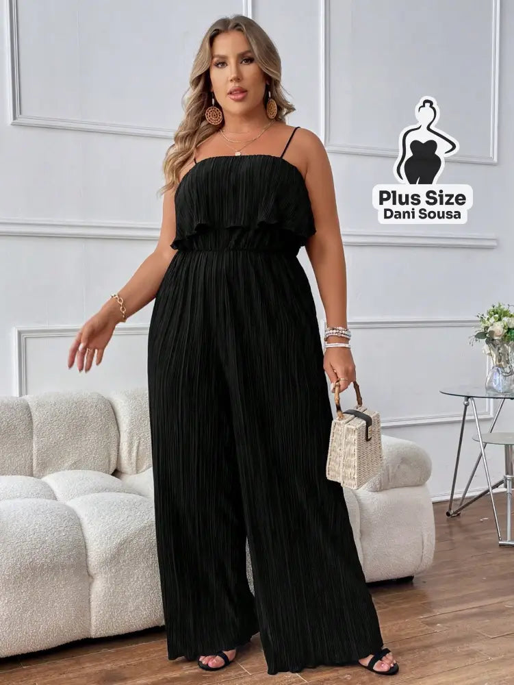 Macacão Longo Plissado Com Alças Plus Size Macacão Longo Plissado Com Alças Plus Size