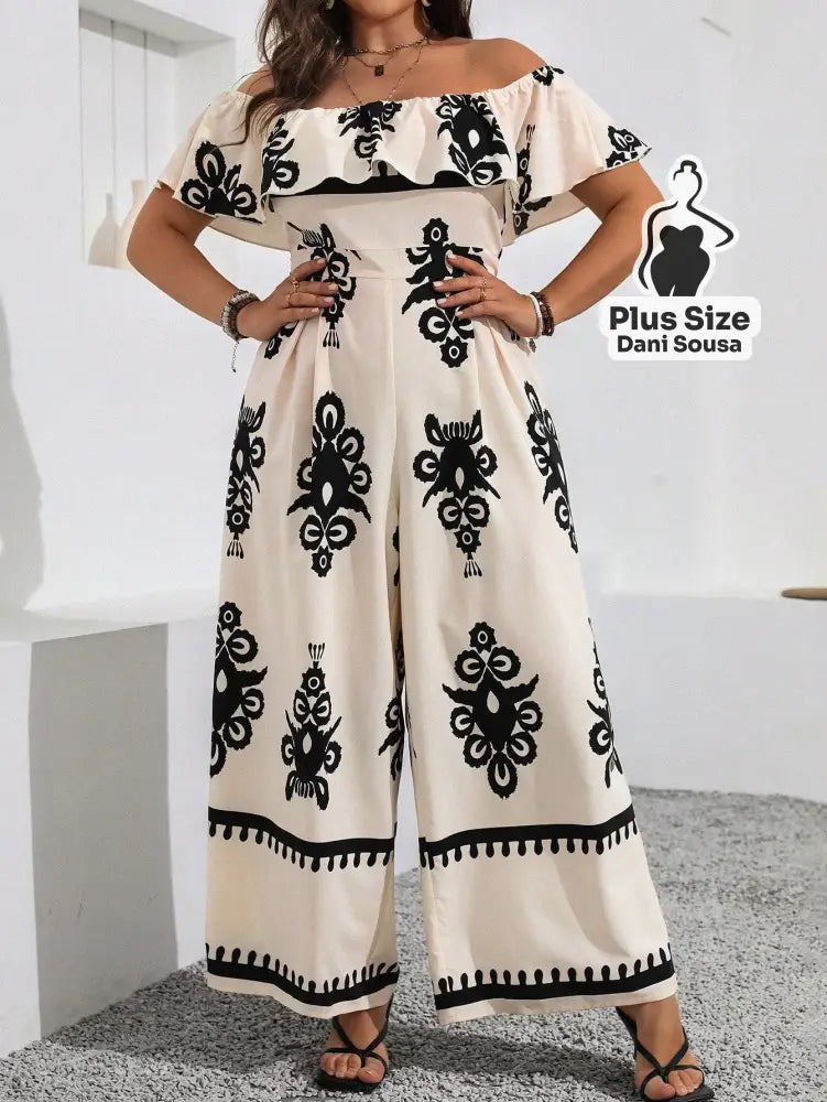 Macacão Ombro A Ombro Estampado Folhagem Plus Size Macacão Ombro A Ombro Estampado Folhagem Plus Size