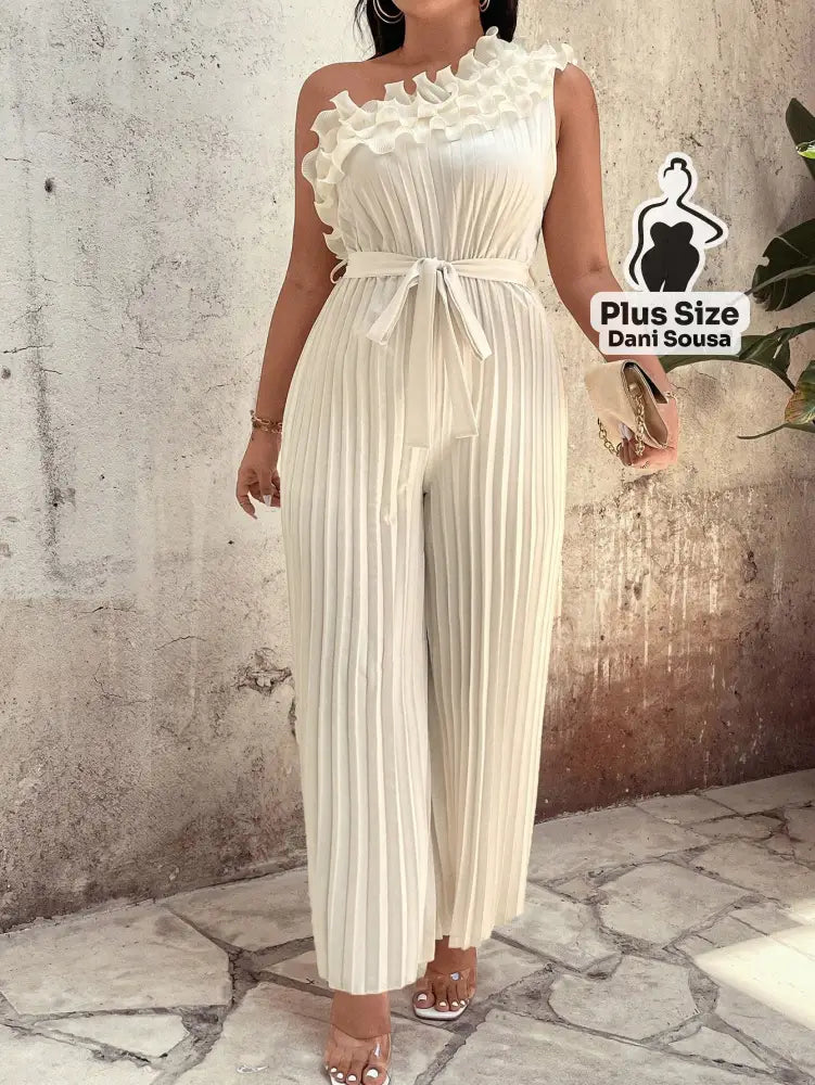 Macacão Plissado Com Babado E Um Ombro Só Plus Size Macacão Plissado Com Babado E Um Ombro Só Plus Size